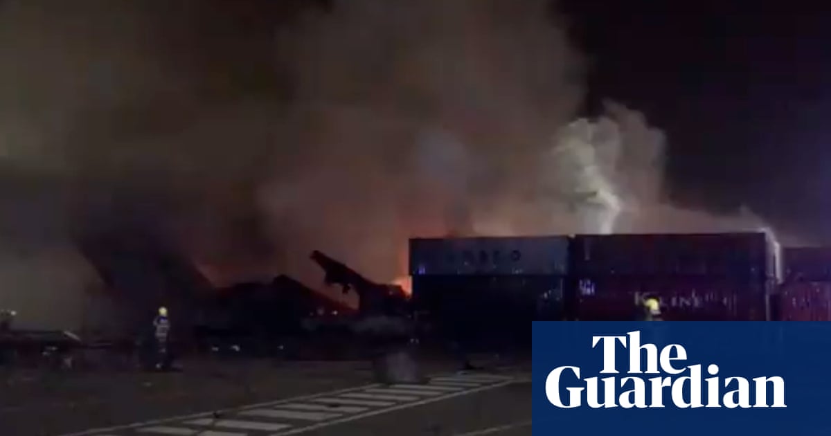 Large explosion on container ship at Jebel Ali port rocks Dubai – video ...