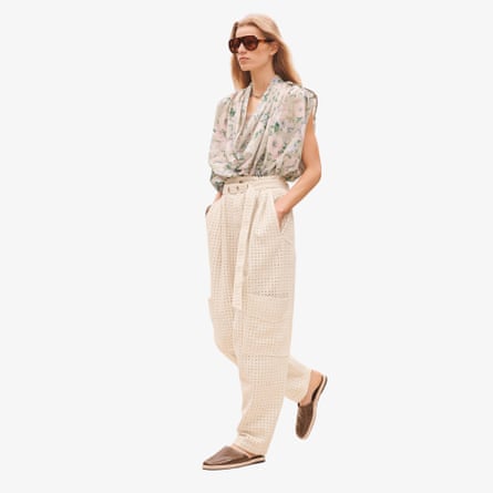 Zara Srpls ivory cotton cargo trousers.