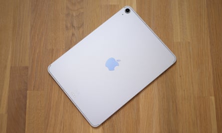 The back of the iPad Air M3 in purple.
