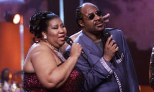 Aretha Franklin with Stevie Wonder at the Radio City Music Hall, New York, 2001.