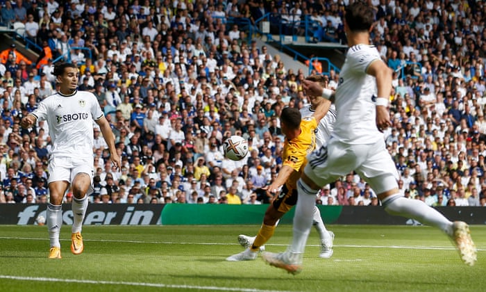 Tottenham v Southampton, Newcastle v Nottingham Forest: clockwatch – live! | Soccer 4 Wolverhampton Wanderers’ Daniel Podence scores their first goal.