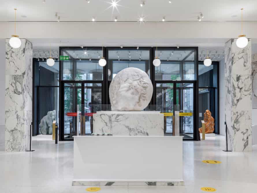 Emma Gibson’s Quicksand sculptures are of minuscule grains of sand transformed into megalithic forms. Here one is displayed at Selfridges in London.