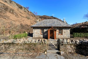 Coed y Bleiddiau holiday cottage
