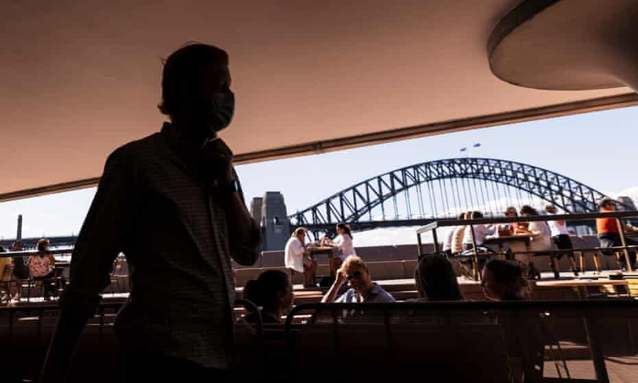 bar worker opera bar sydney