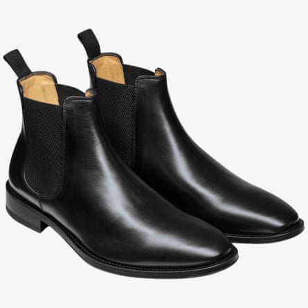 Charles Tyrwhitt Leather Chelsea Boots in Black