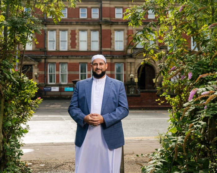 ‘Would I sit down with Tommy Robinson? It’s not a definite no’: lessons from people who fought the far-right in the 70s, 80s and beyond
