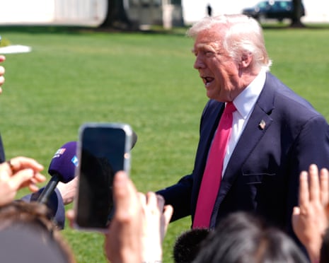 मध्य पूर्व संकट लाइव: हेगसेथ ने चेतावनी दी कि अमेरिका ईरानी बंदरगाहों को ‘जब तक संभव हो’ के लिए अवरुद्ध कर देगा और यदि वार्ता विफल हो जाती है तो युद्ध फिर से शुरू करने के लिए तैयार है।