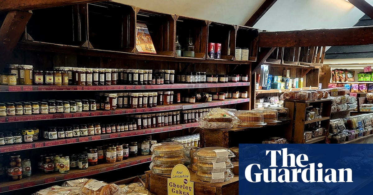 Shoplifting Surge Undermines UK Retail, Demands Stricter Law Enforcement