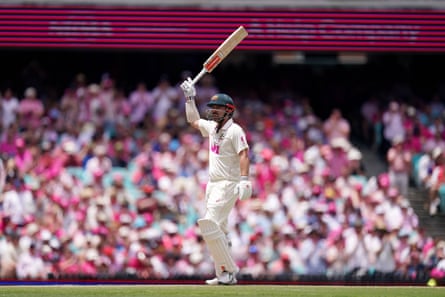 Travis Head celebrates reaching his 150.