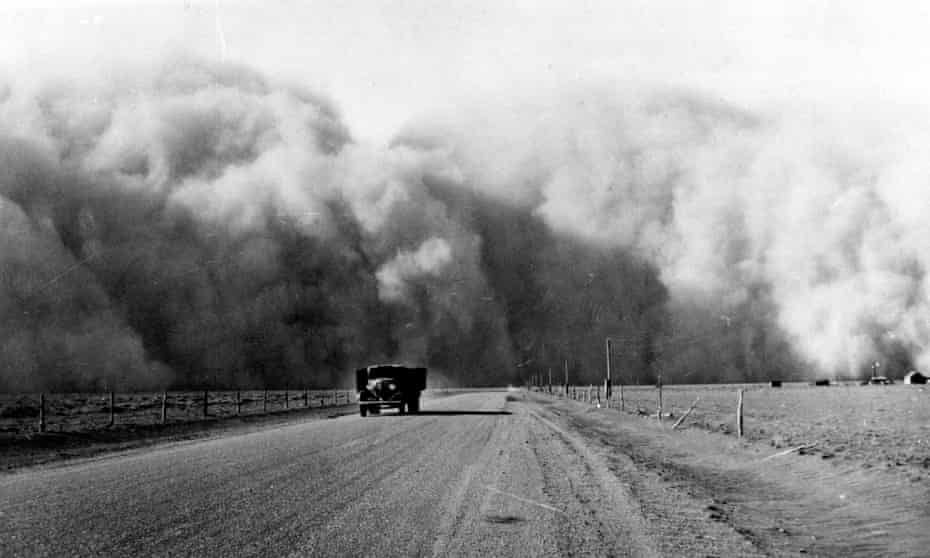 A large dust cloud gathers on Highway 59 in Colorado in May 1936