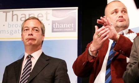 Al Murray stands alongside Nigel Farage to hear the Thanet South result in the 2015 general election.