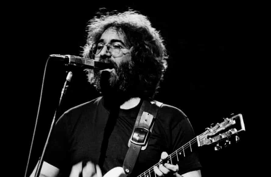 The Grateful Dead’s Jerry Garcia performing in 1977.