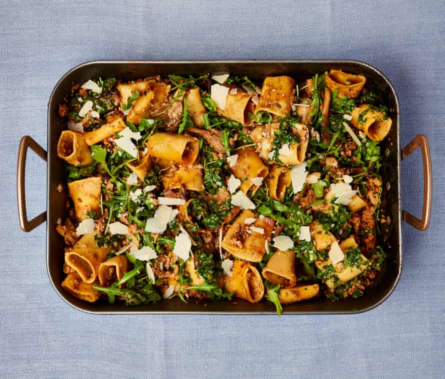 One-tray pork and mushroom pasta
