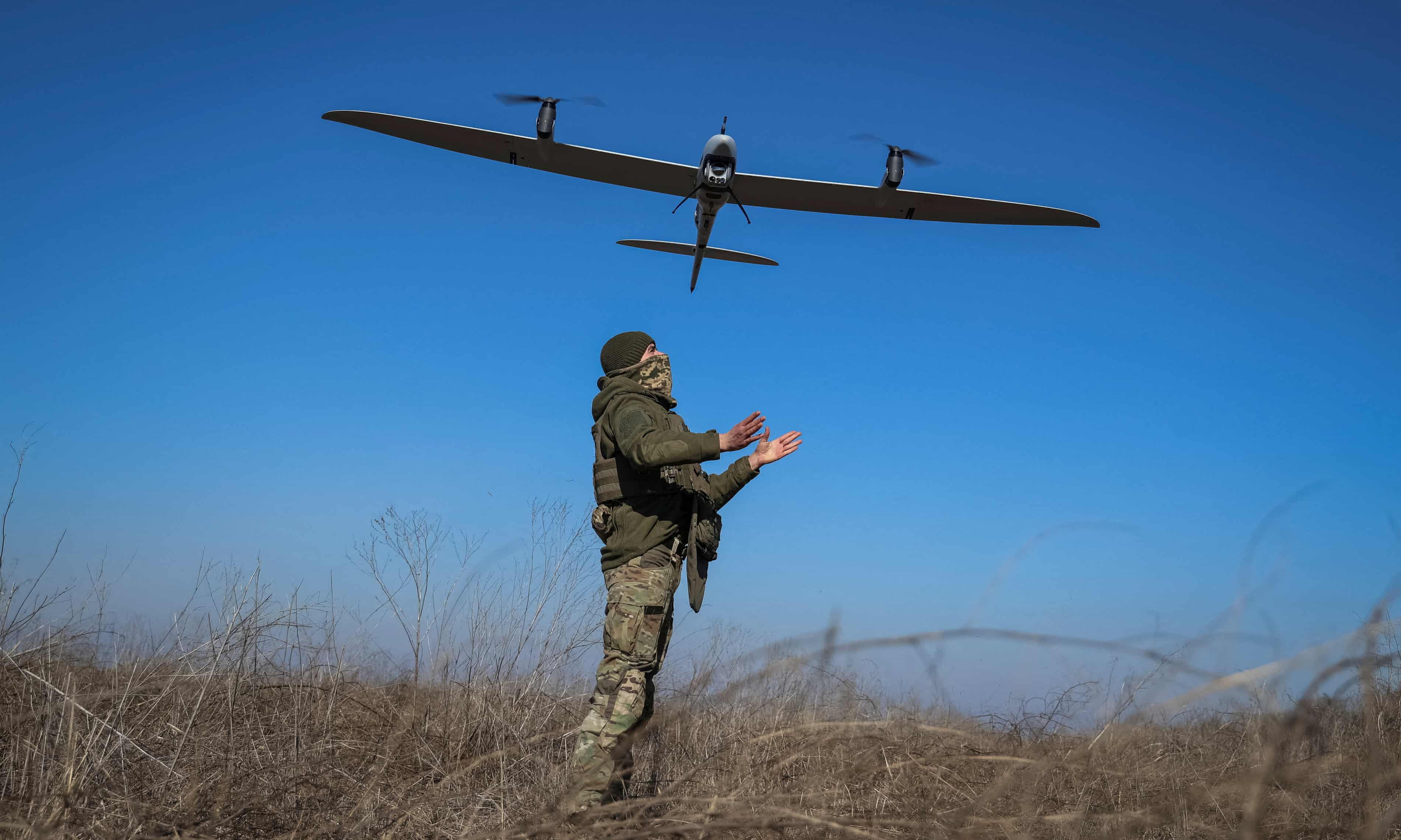 Ukraine says it could make 2m drones a year with financial help from west (theguardian.com)