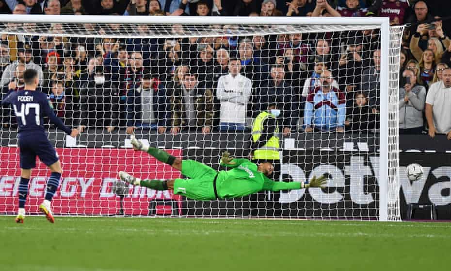 Phil Foden fires his penalty kick wide in Manchester City’s defeat to West Ham