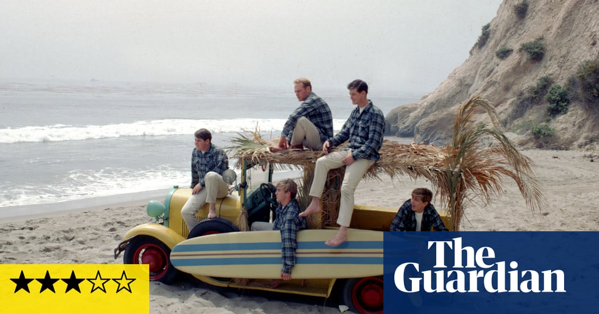 La crítica de The Beach Boys – una cuenta demasiado soleada de la historia de leyendas del pop de los años 60 | Película La crítica de The Beach Boys – una cuenta demasiado soleada de la historia de leyendas del pop de los años 60 | Película