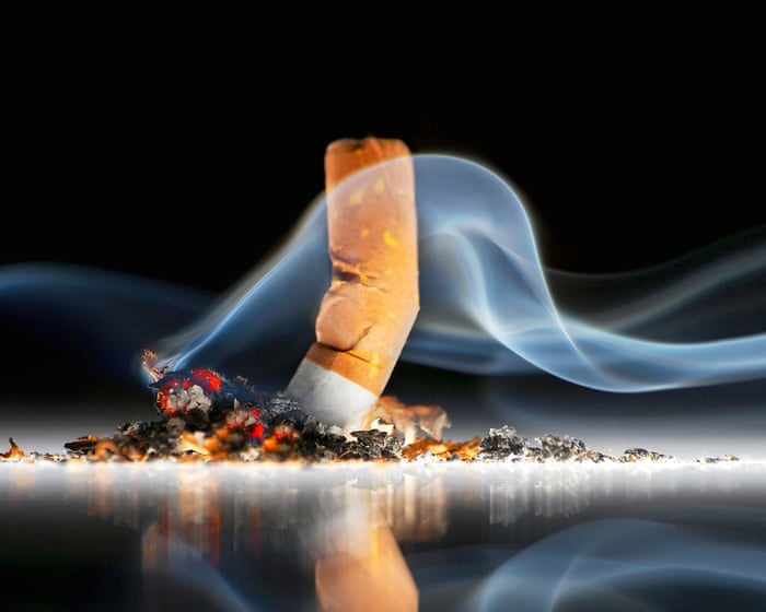 Dementia risk for people who quit smoking in middle age ‘same as someone who never smoked’