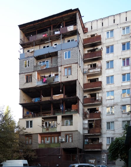 ‘Kamikaze loggias’: these self-built extensions are common in Tbilisi.