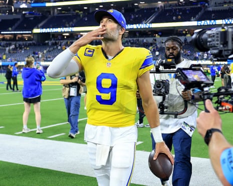 Matthew Stafford blows a kiss after defeating the New York Giants