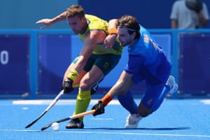 Lars Balk of the Netherlands in action against Tom Wickham of Australia.