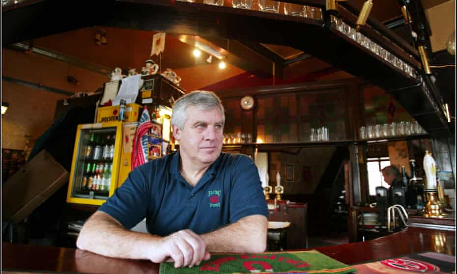 After Lorimer retired from playing he ran a pub in Holbeck, not far from Elland Road.