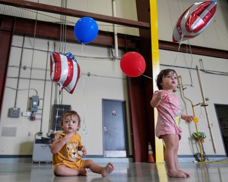 kids playing with balloons