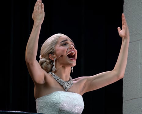 Paying Evita audience upset as Don't Cry delivered offstage to West End  passersby for free | West End | The Guardian
