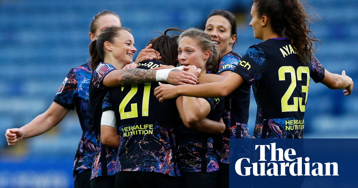 WSL roundup: Tottenham level with Arsenal at top after win over Leicester