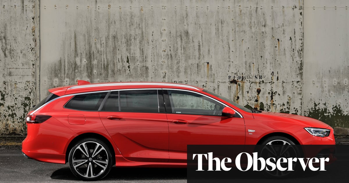 Vauxhall Insignia Sports Tourer An Easy To Live With Workhorse Motoring The Guardian