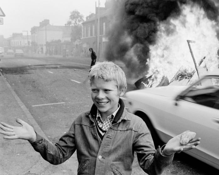 Chris Steele-Perkins’ photos connected us with the humans behind the headlines