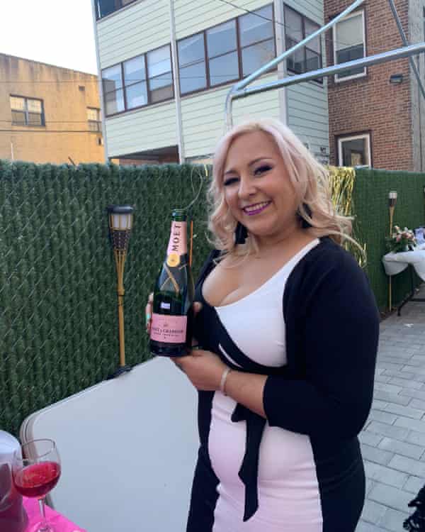 Petrecerea de divorț a lui Catherine Navarro