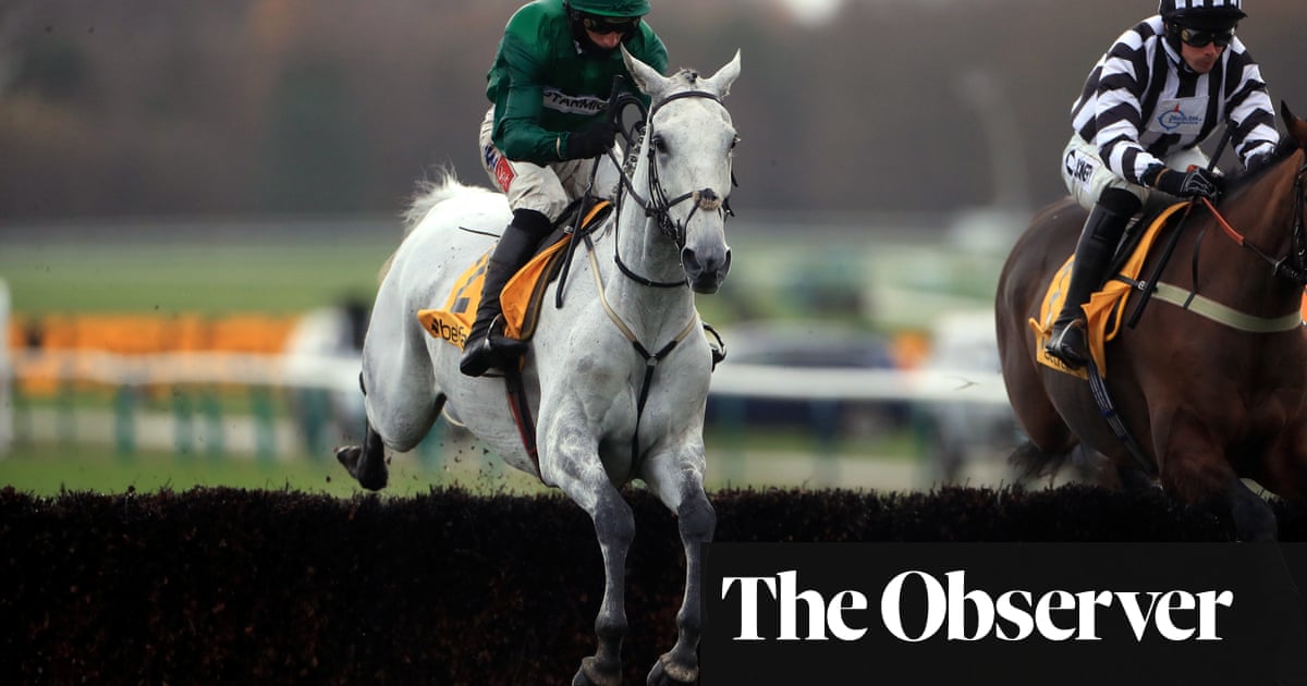 Bristol De Mai sees off Clan Des Obeaux to win third Betfair Chase