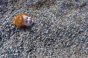 buried girl