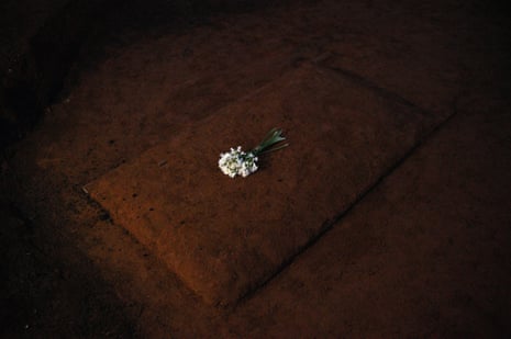 The grave of Joe Leahy that sits above the coffee fields at Kilima plantation