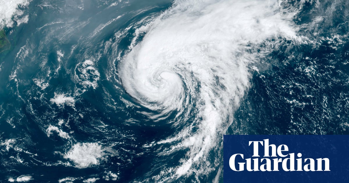 US scientists predict up to five major hurricanes in above-average season