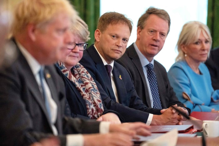 Grant Shapps at cabinet this morning.