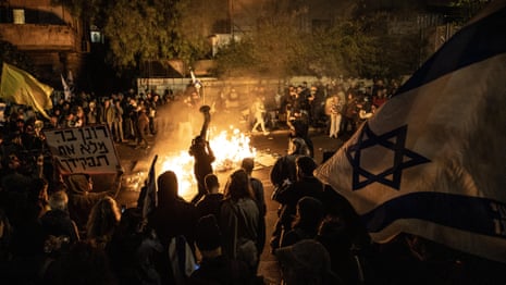 Thousands of Israelis protest against resumption of Gaza war – video