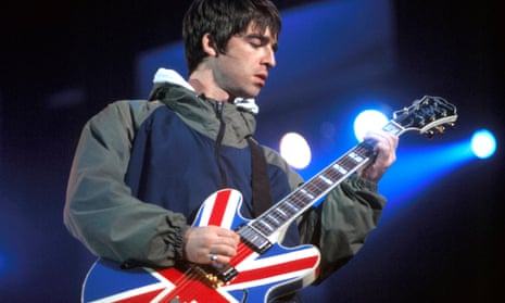 ‘I’m not ’aving that’ … Noel Gallagher onstage, 1996.