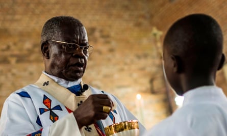 Cardinal Laurent Monsengwo Pasinya, archbishop of Kinshasa, is the de facto primate of the DRC.