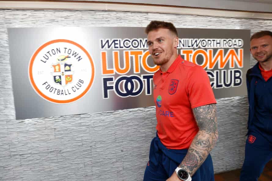 Luton v Huddersfield: Championship playoff semi-final, first leg – live! | Championship 3 Danny Ward