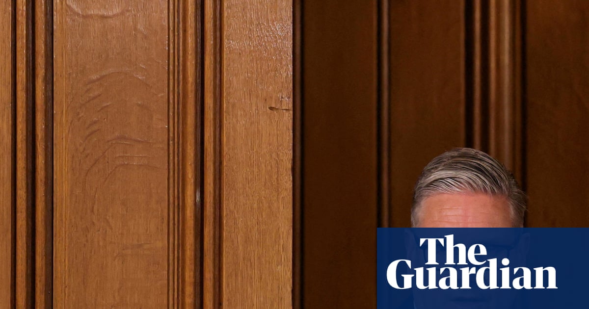 Catherine West backs down from Starmer challenge but urges him to go by September