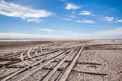 Tracks on the dried up shores of Lake Eyre North at ABC Bay, in 2013.