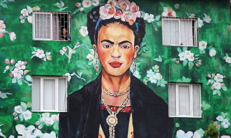 Confinement and tequila ... a mural in Turkey depicting Frida Kahlo.