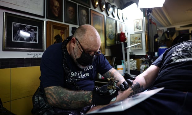 UK to investigate tattoo ink health risks after EU ban | Tattoos | The  Guardian