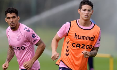 Everton S James Rodriguez Coup Shows Lure Of Carlo Ancelotti Everton The Guardian