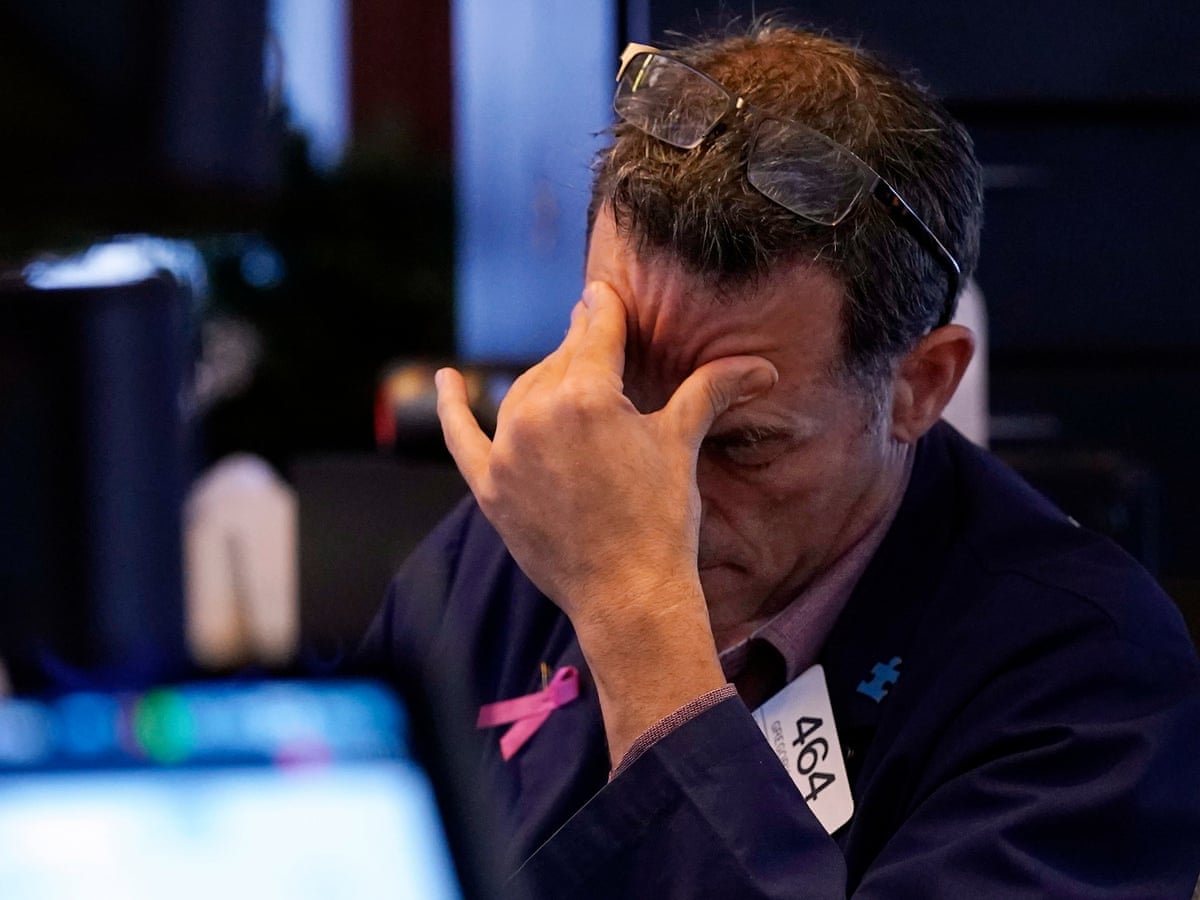Shares in New York and London tumble on fears of US recession | Stock markets | The Guardian