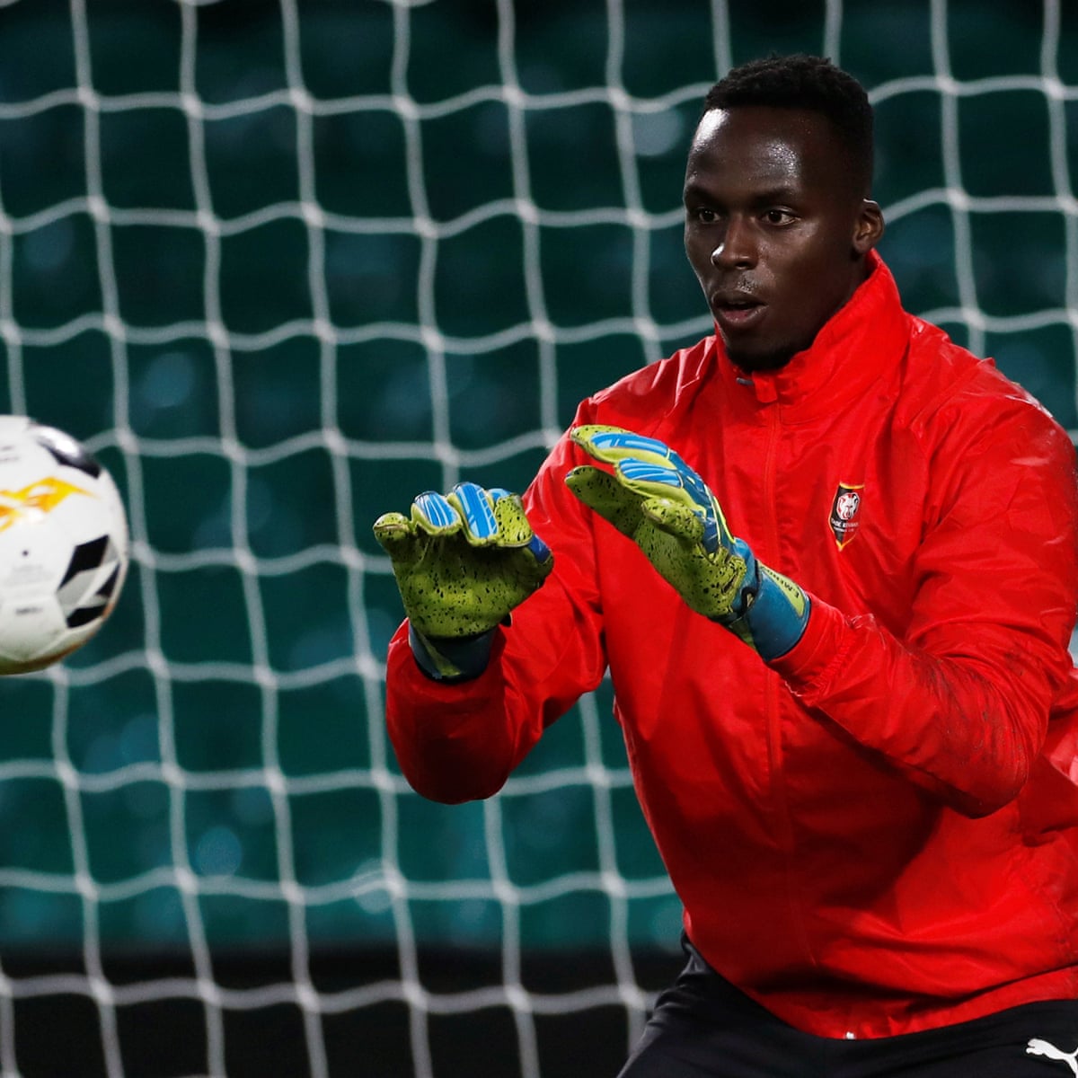 Chelsea Set To Increase Offer For Rennes Goalkeeper Edouard Mendy Chelsea The Guardian
