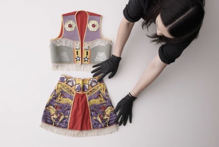 A child’s Annie Oakley costume