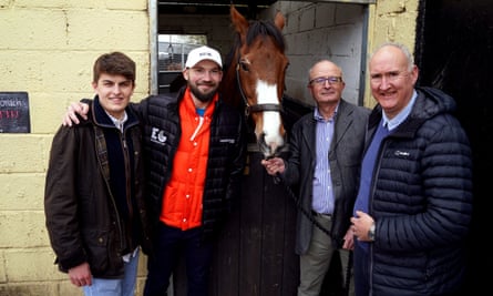 Cameron Sword, Thomas Kendall, Keith Garwood dan Gary Scott, empat pemilik bersama Corach Rambler