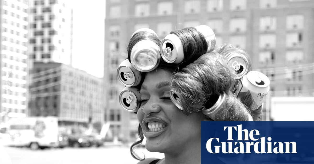 Coke can hair rollers and Puerto Rican pride: the street photography of Janette Beckman in pictures